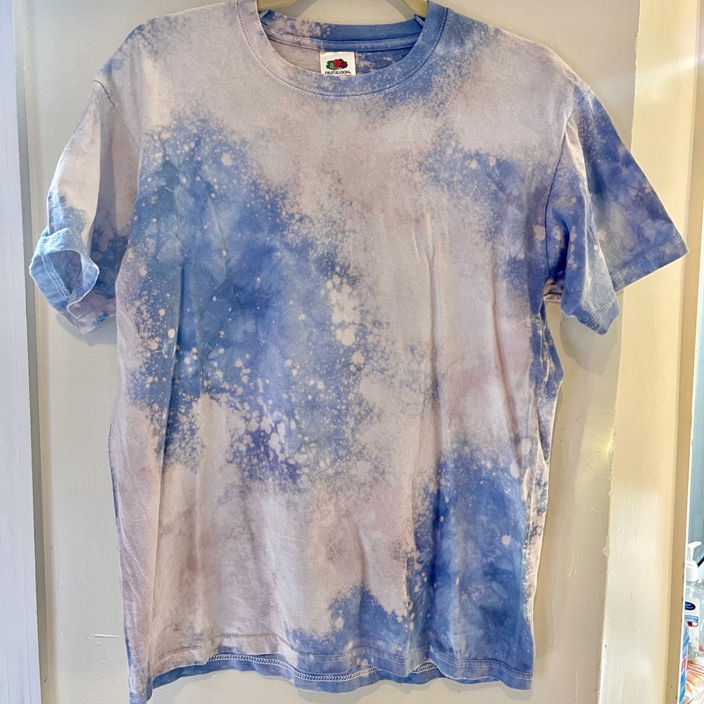 Watercolor Tie-Dyed pastel tee M